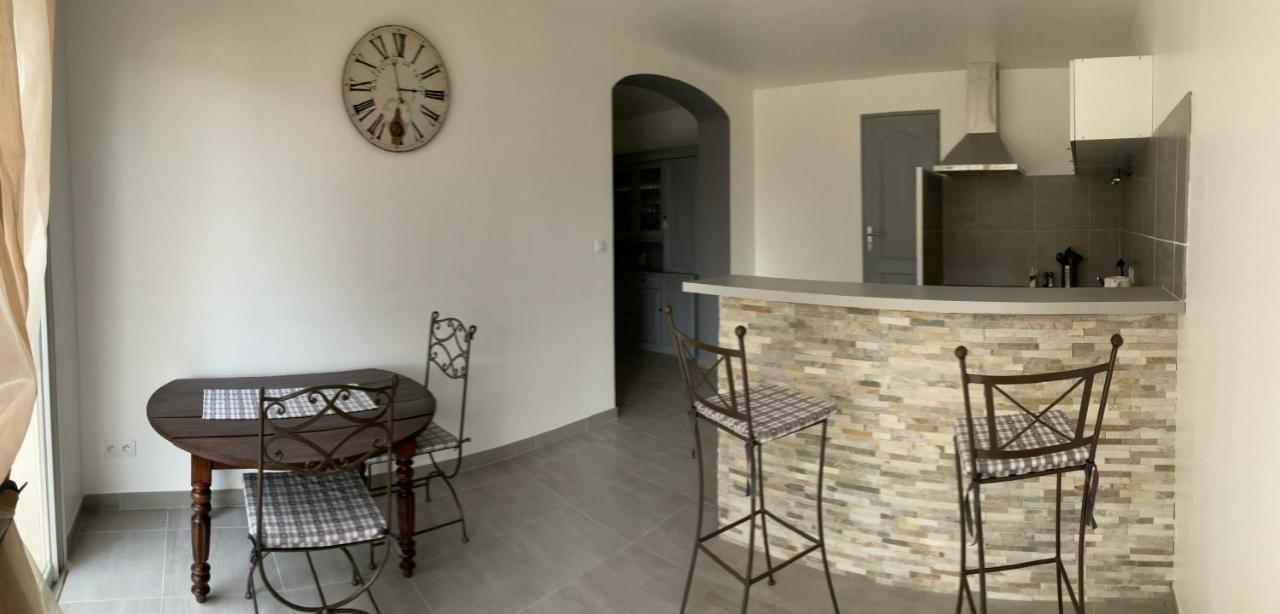 Aubagne Apartment Bagian luar foto