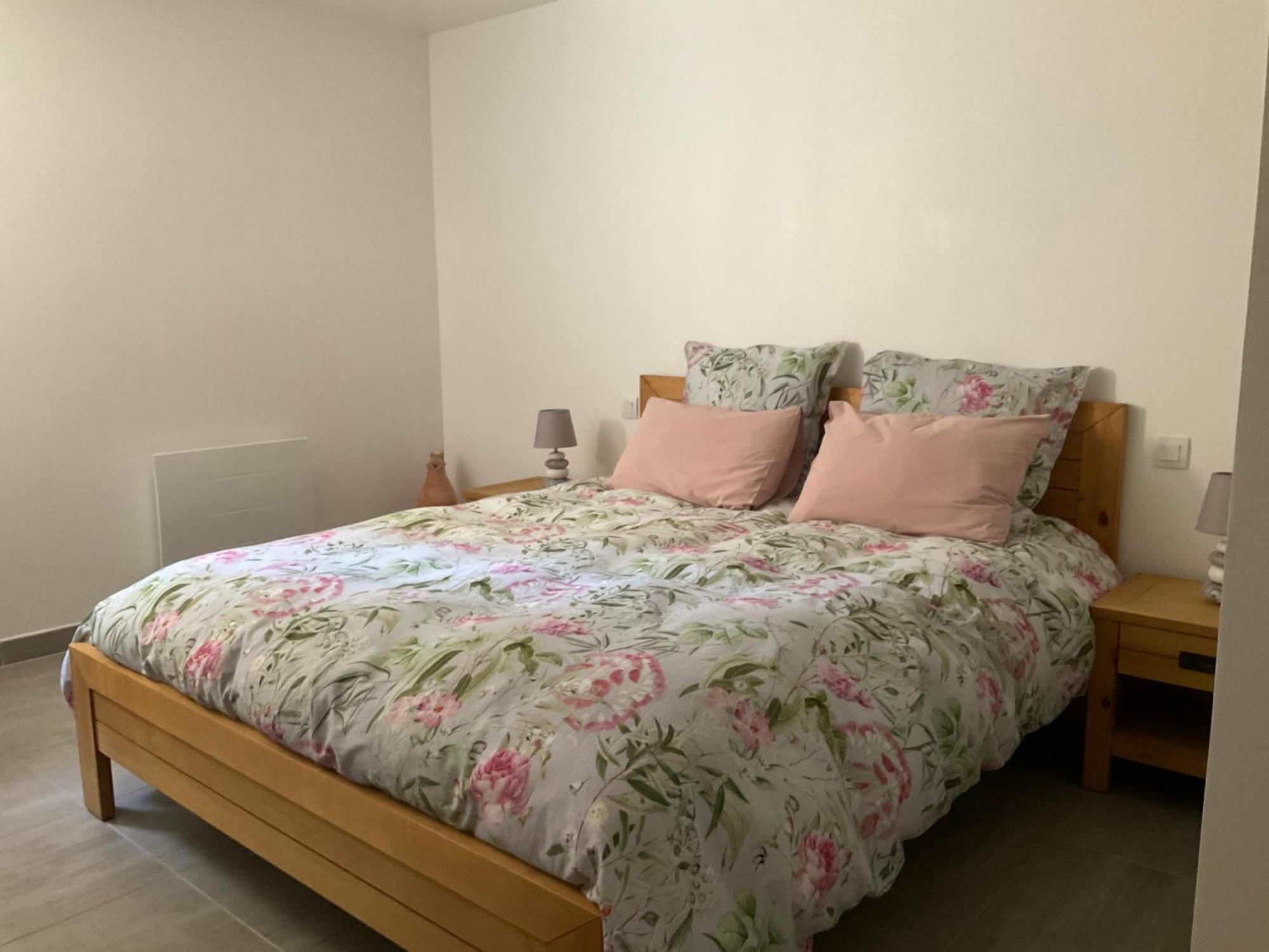 Aubagne Apartment Bagian luar foto